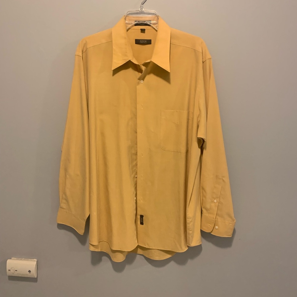 Arrow XL dress shirt for men